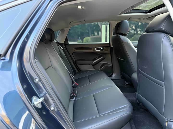 Фото 6 - Honda Civic