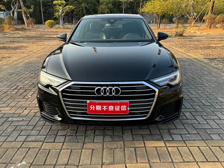 Фото 2 - Audi A6L
