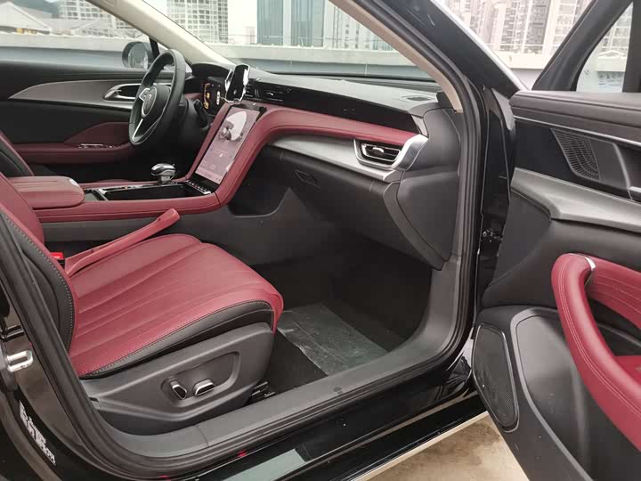 Фото 4 - Hongqi H5