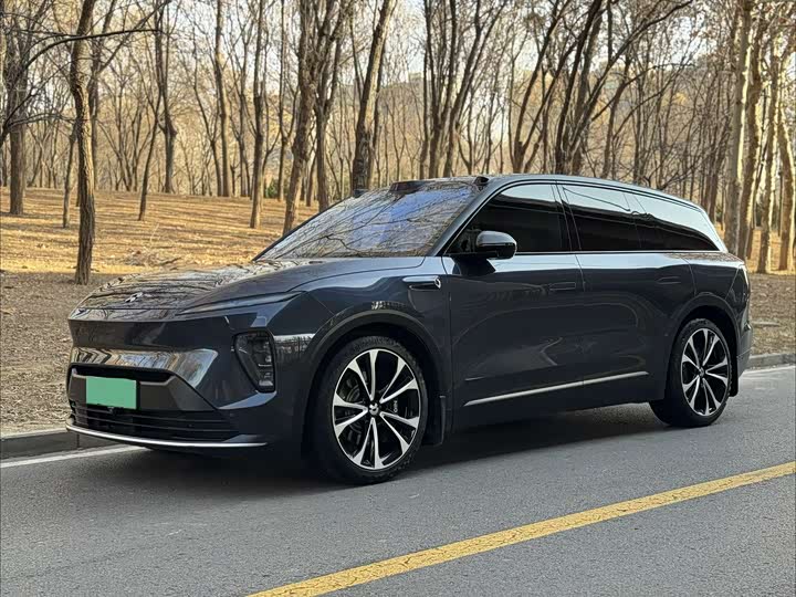 Фото 2 - Nio ES8