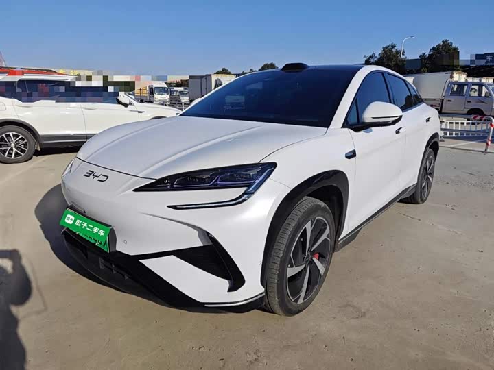 Фото 2 - BYD Sea Lion 07 EV