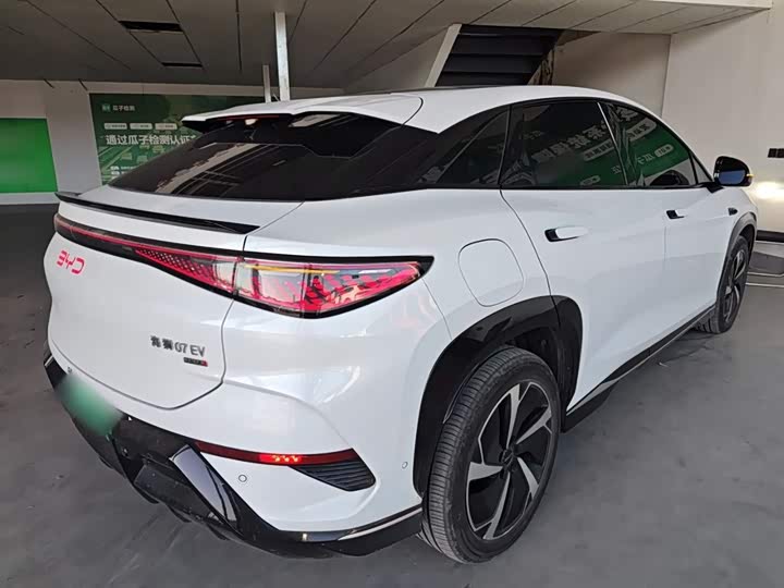 Фото 7 - BYD Sea Lion 07 EV