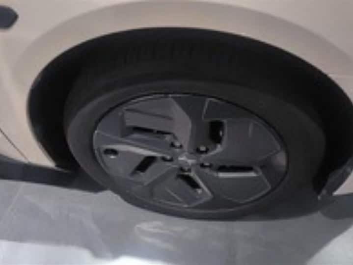 Фото 6 - XPeng Mona M03