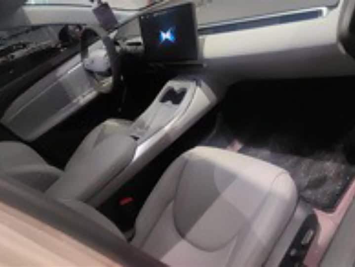 Фото 8 - XPeng Mona M03