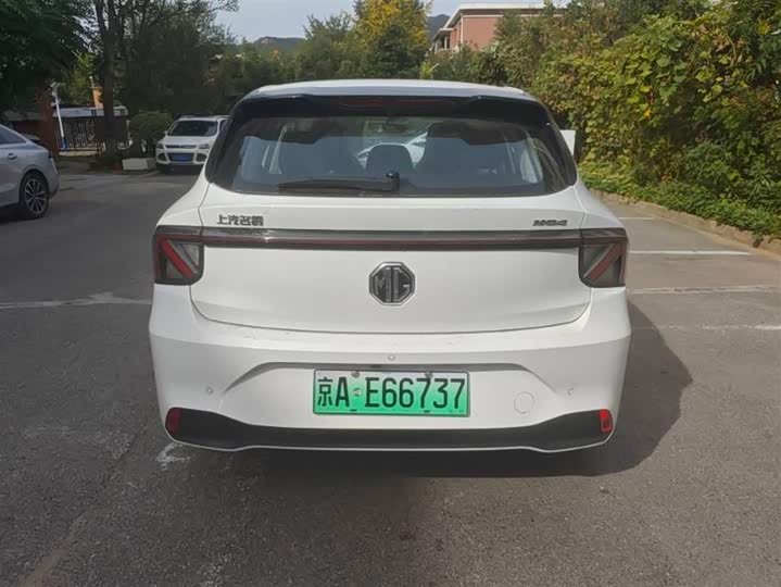 Фото 3 - MG Motor 4 EV