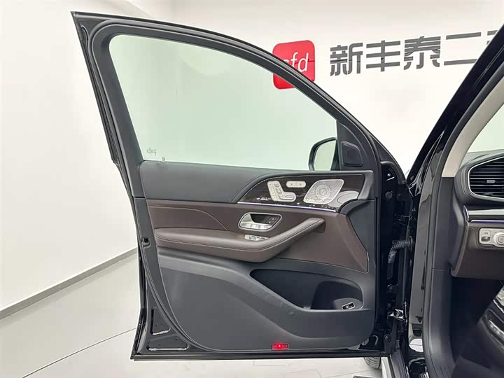 Фото 8 - Mercedes-Benz GLS-Class