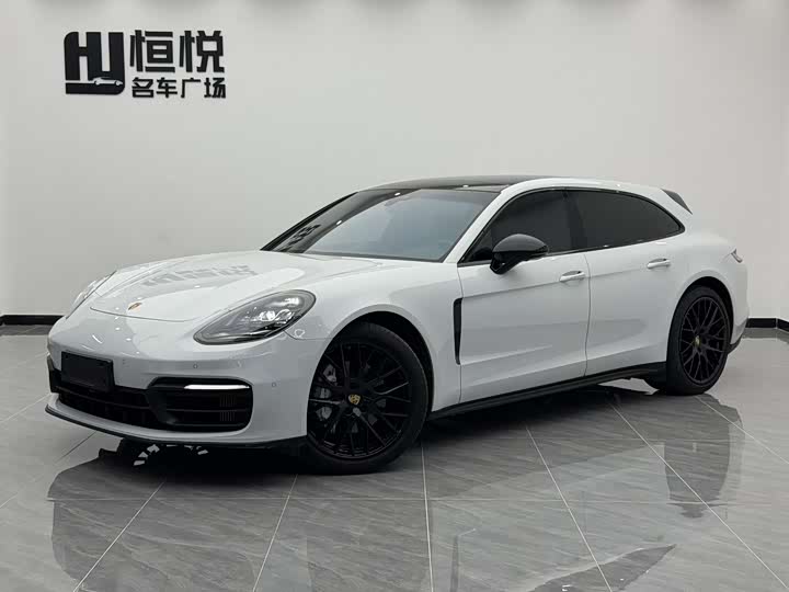 Фото 1 - Porsche Panamera