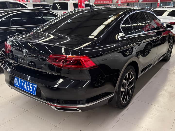 Фото 7 - Volkswagen Magotan