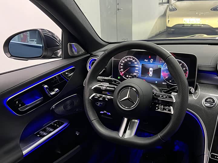 Фото 9 - Mercedes-Benz C-Class