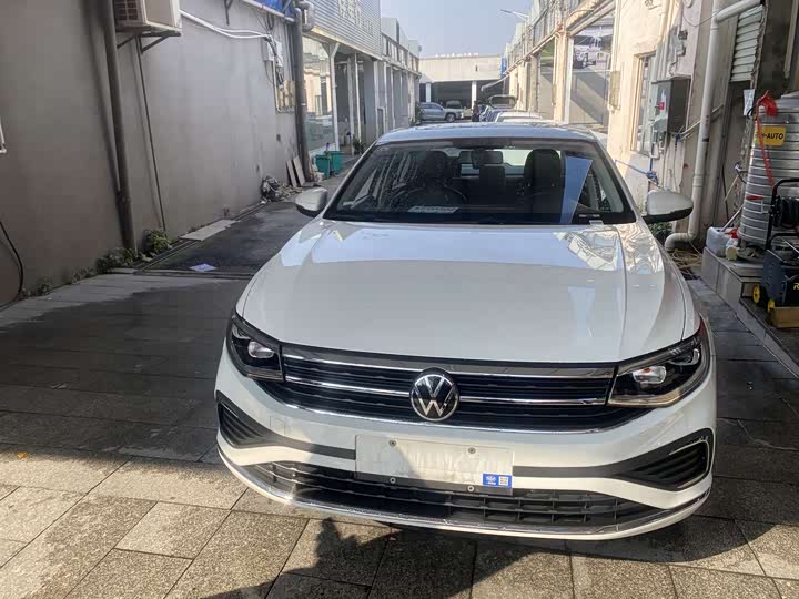 Фото 2 - Volkswagen Bora