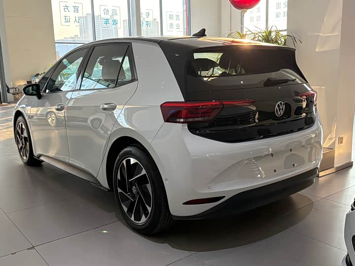 Фото 4 - Volkswagen ID.3