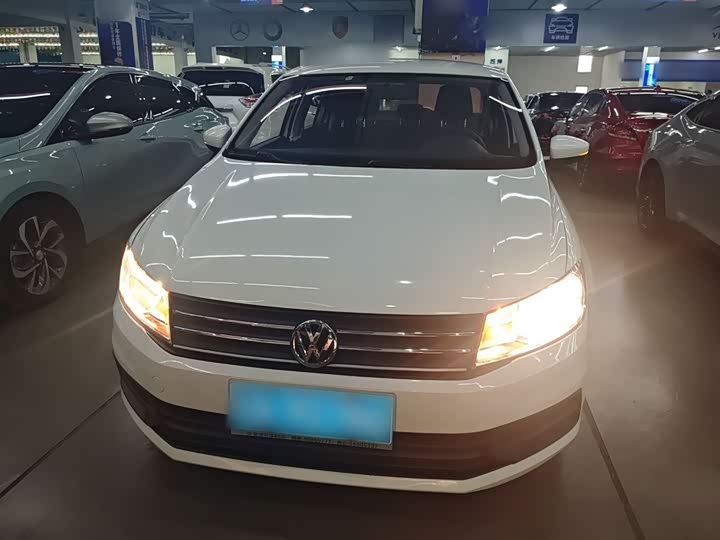 Фото 3 - Volkswagen Santana