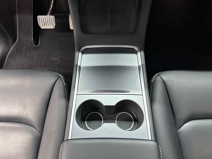 Фото 9 - Tesla Model Y
