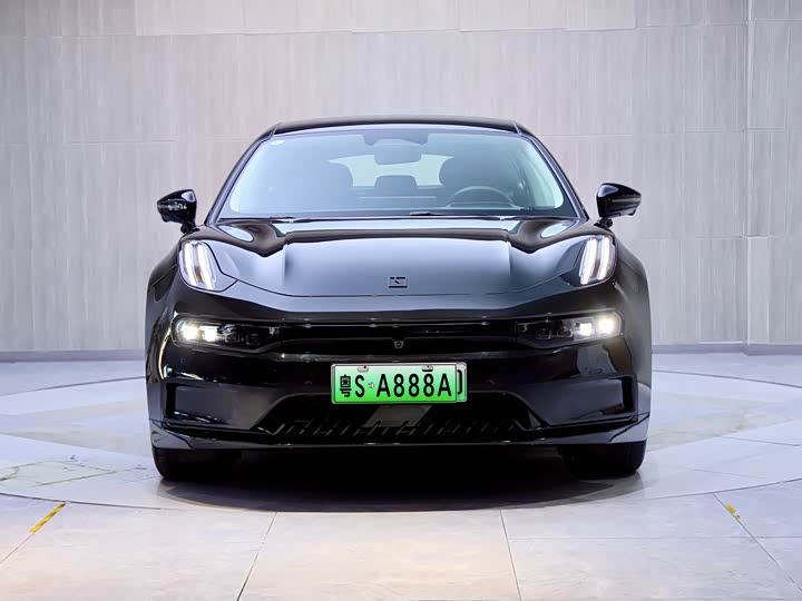 Фото 2 - Zeekr 001