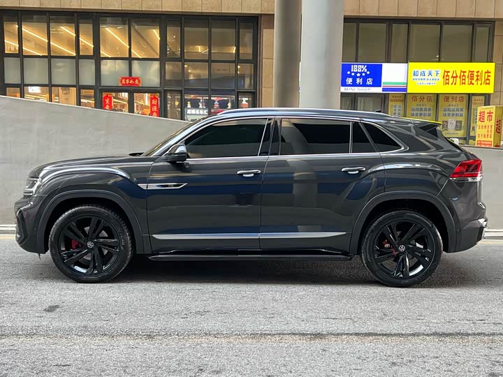 Фото 3 - Volkswagen Tiguan X