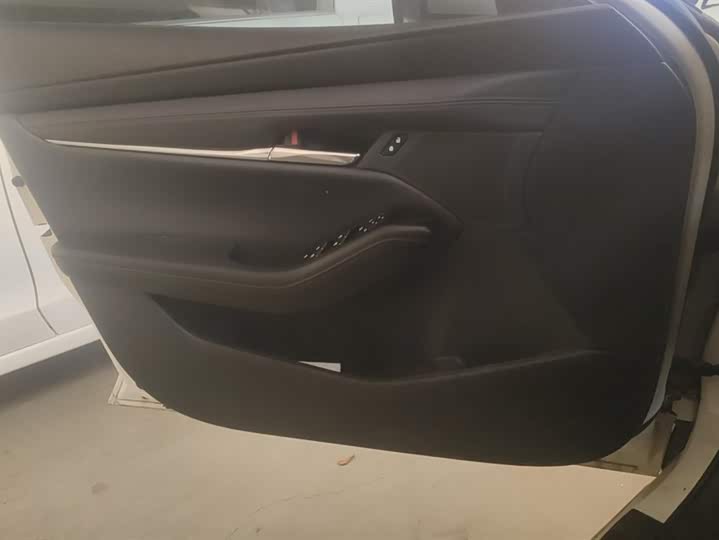 Фото 7 - Mazda 3 (Axela)