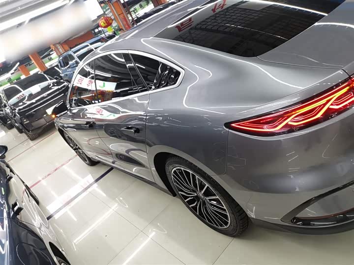 Фото 5 - BYD Han