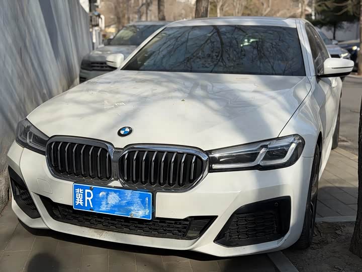 Фото 1 - BMW 5 Series