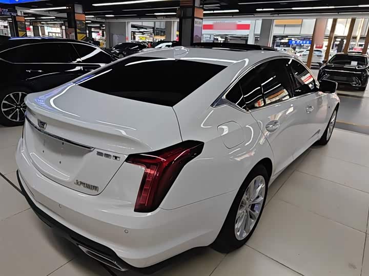 Фото 7 - Cadillac CT5
