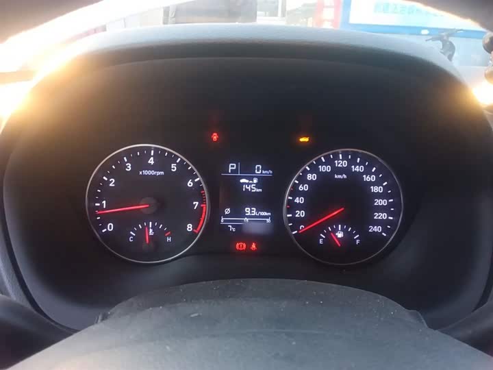 Фото 4 - Hyundai Celesta