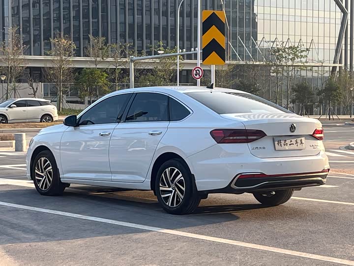 Фото 4 - Volkswagen Lavida