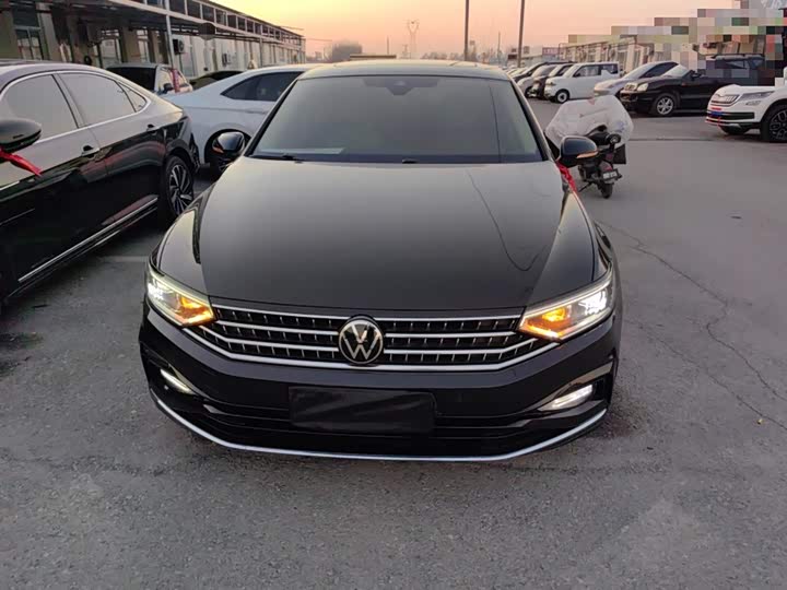 Фото 3 - Volkswagen Magotan