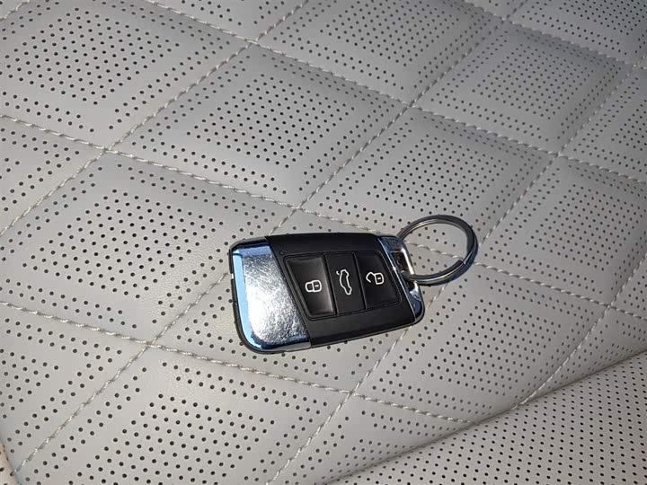 Фото 9 - Volkswagen Magotan