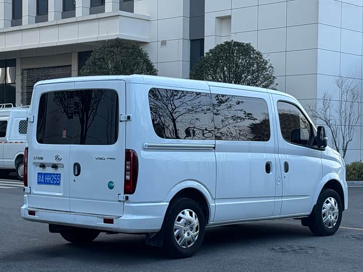 Фото 5 - Maxus V80