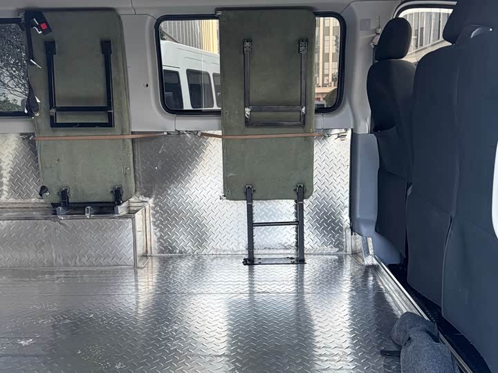 Фото 7 - Maxus V80