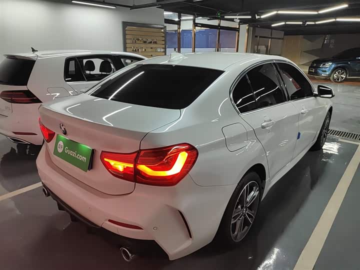 Фото 7 - BMW 1 Series