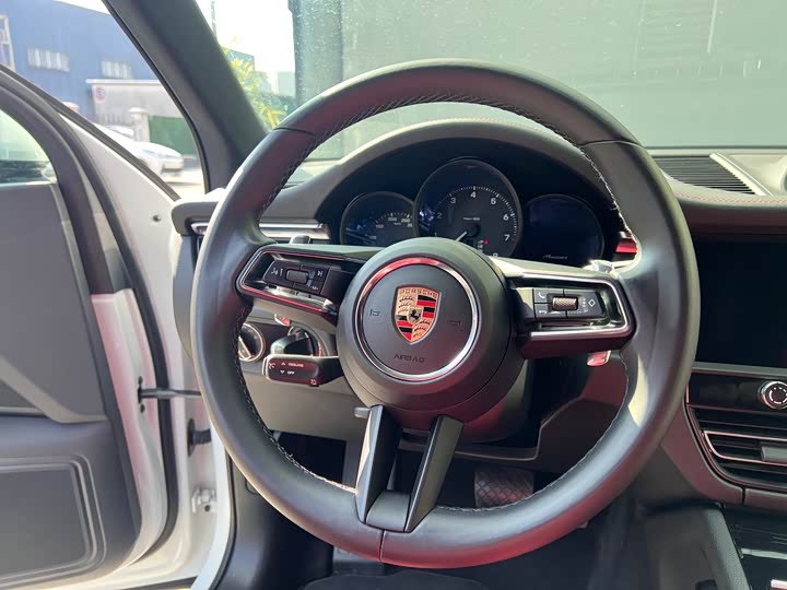 Фото 7 - Porsche Macan