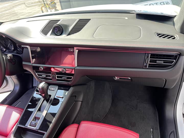 Фото 9 - Porsche Macan