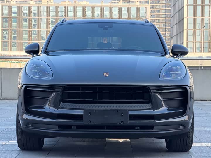 Фото 2 - Porsche Macan