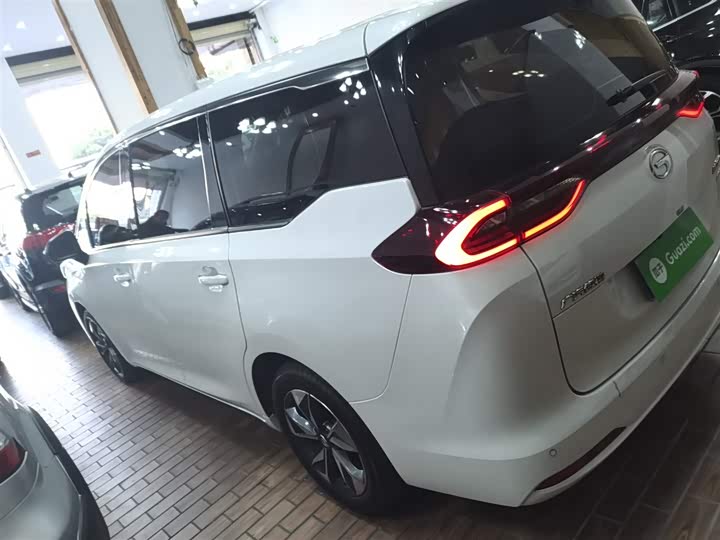 Фото 5 - GAC Trumpchi M6