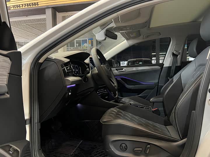 Фото 4 - Volkswagen Sagitar L