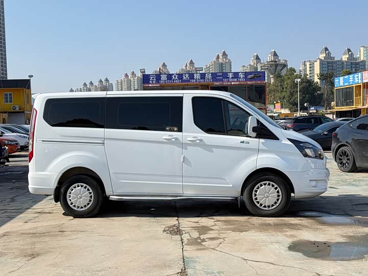 Фото 4 - Ford Transit