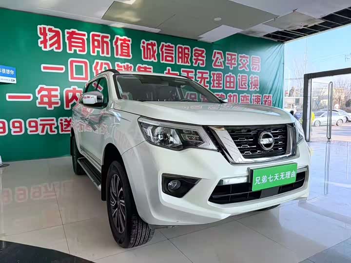 Фото 3 - Nissan Terra