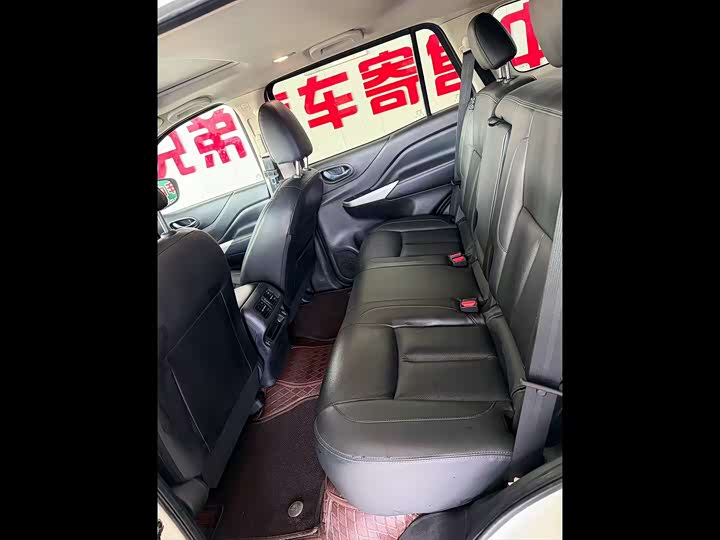 Фото 5 - Nissan Terra