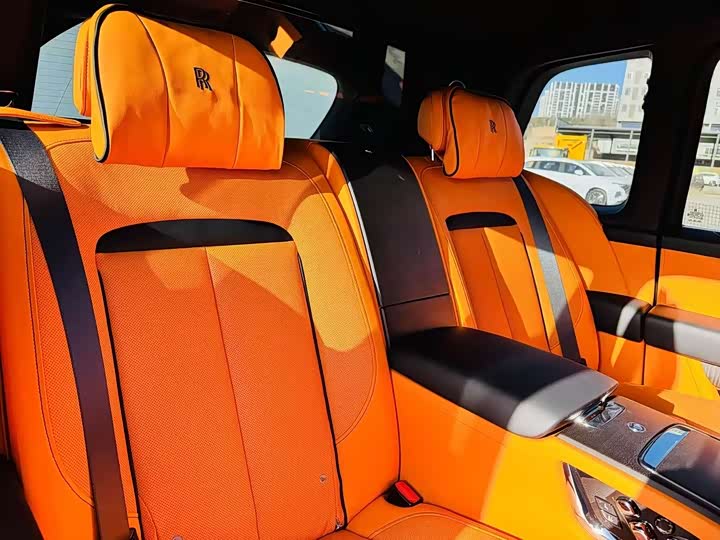 Фото 5 - Rolls-Royce Cullinan