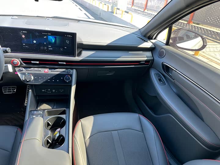 Фото 9 - Hyundai Sonata N Line