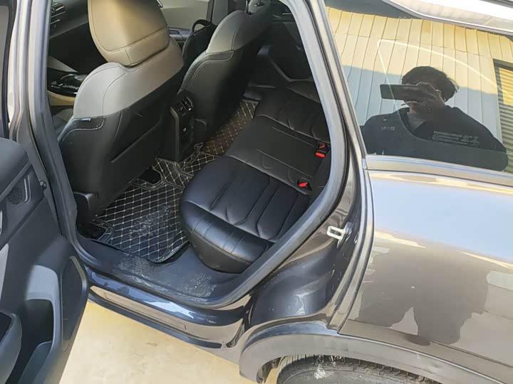 Фото 8 - Citroen C5 X