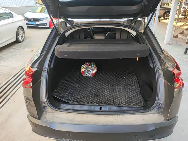 Фото 9 - Citroen C5 X