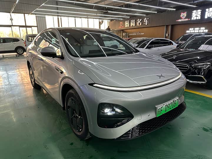 Фото 3 - XPeng G6