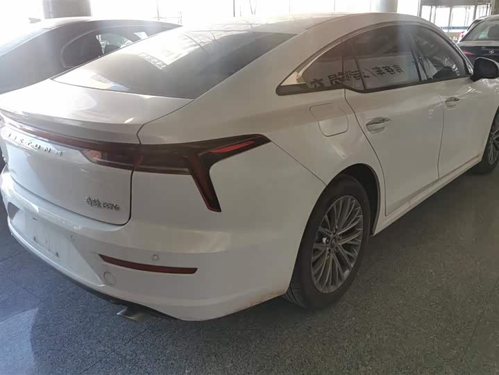 Фото 3 - Bestune B70