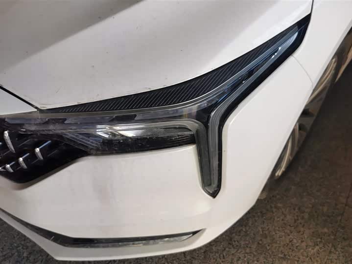 Фото 5 - Bestune B70