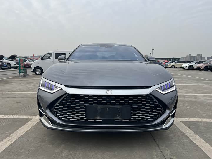 Фото 2 - BYD Han