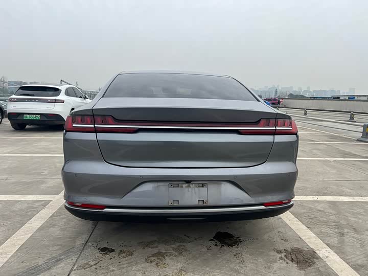 Фото 6 - BYD Han