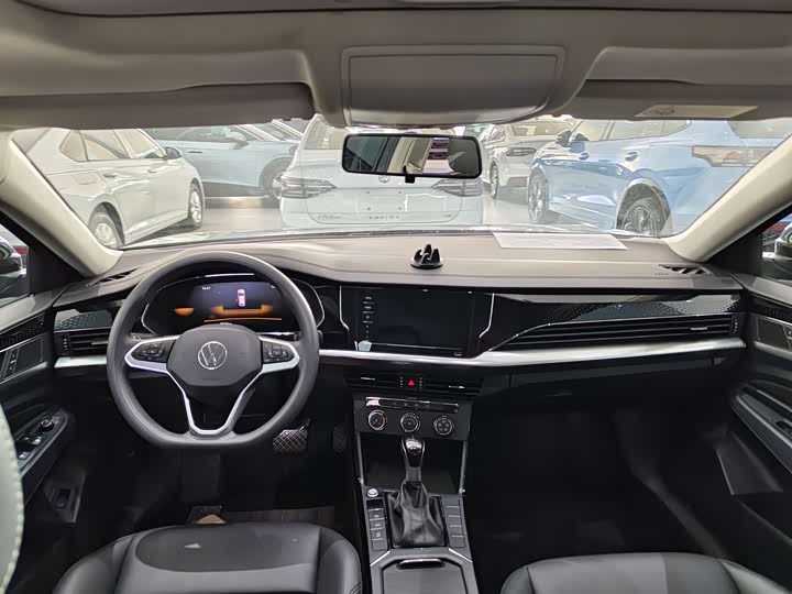 Фото 5 - Volkswagen Passat