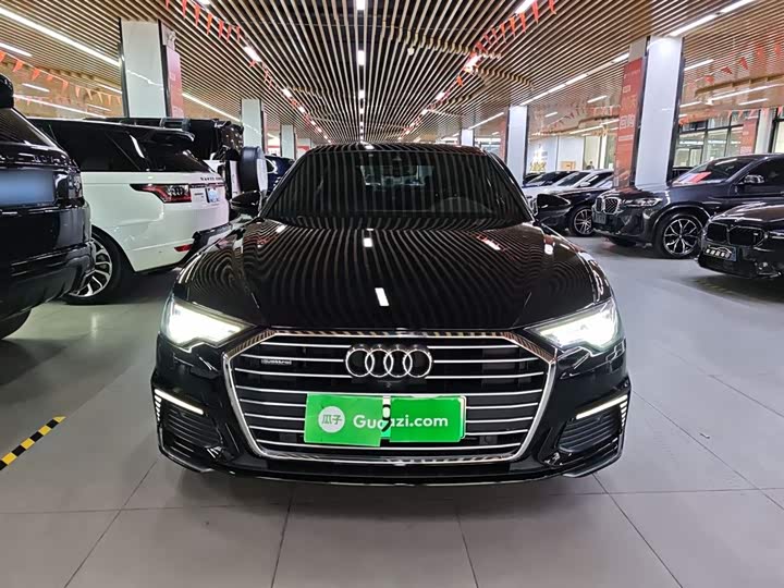 Фото 3 - Audi A6L Hybrid