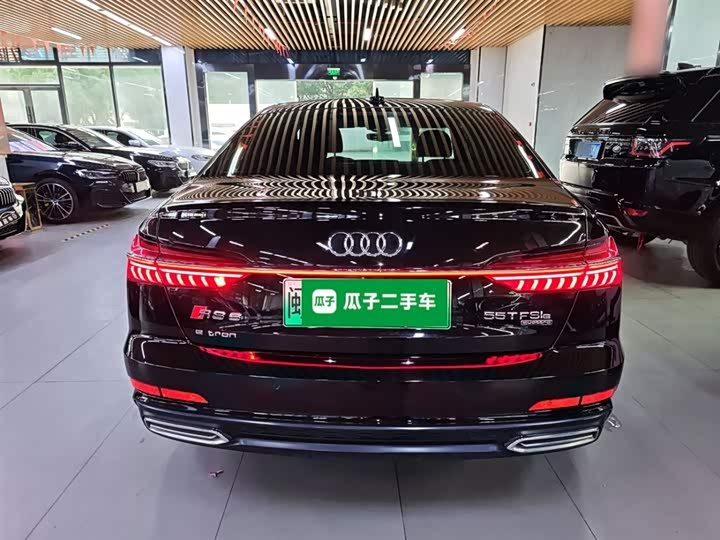 Фото 6 - Audi A6L Hybrid